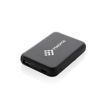 Logotrade Werbeartikel das Foto: Stellar 5.000mAh 5W magnetische Powerbank aus RCS rec. ABS