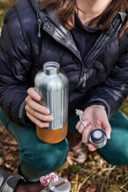 Logotrade Werbegeschenke das Foto: Black+Blum Explorer isolierte Wasserflasche groß, 850ml