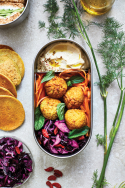 Logotrade Werbegeschenke das Foto: Black+Blum Stainless Steel Double Bento Box