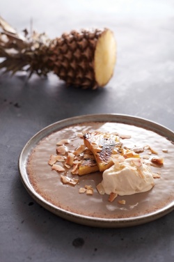 Logo trade promotional merchandise image of: VINGA Nomimono plate 20 cm, 2 pcs set