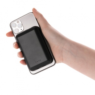 Logo trade business gift photo of: Magnetic 5.000 mAh 5W wireless powerbank