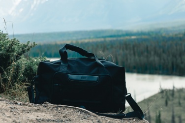 Logo trade advertising products picture of: Swiss Peak AWARE™ RPET Voyager weekend bag