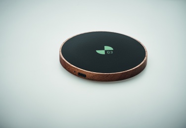 Logotrade business gifts photo of: Wireless charger in acacia 15W