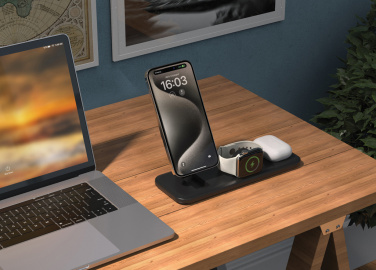 Logotrade promotional merchandise picture of: Urban Vitamin Torrance 3 in 1 magnetic 15W charger