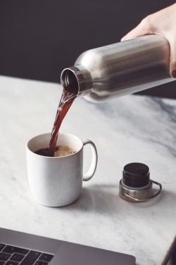 Logo trade reklaamkingitused foto: VINGA Miles Suur termospudel 1000 ml