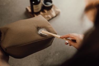 Logo trade ärikingid foto: VINGA Sloane tualett-tarvete kott RCS taaskasutatud polüester