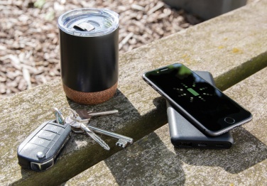 Logotrade reklaamtoote foto: 10 000 mAh kiirlaadimine 10 W juhtmeta akupank