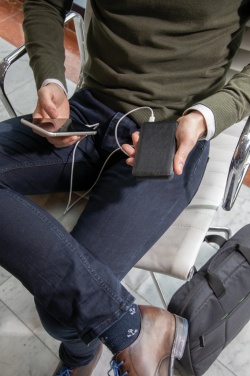 Logo trade firmakingid foto: Tusca 10 000 mAh PU akupank