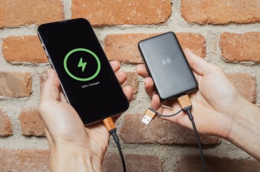 Logotrade reklaamtoote foto: RCS taaskasutatud plastist 5000 mAh 5W juhtmevaba akupank