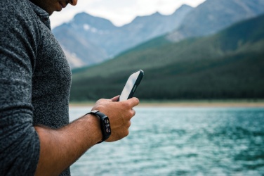 Logotrade ärikingid pilt: RCS-i taaskasutatud TPU aktiivsuskella 1,47-tolline ekraan koos HR-iga