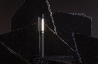 Logotrade reklaamtooted pilt: Gear X RCS taaskasutatud plastist USB laetav pliiatsivalgusti