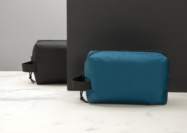 Logotrade reklaamtooted pilt: Impact AWARE™ põhiline RPET tualett-tarvete kott