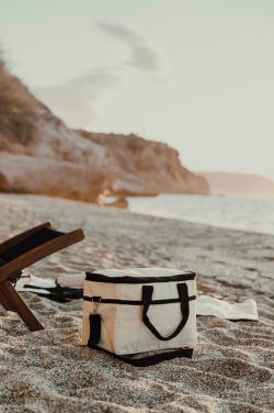 Logo trade ärikingid foto: VINGA Volonne AWARE™ taaskasutatud lõuendist külmakott