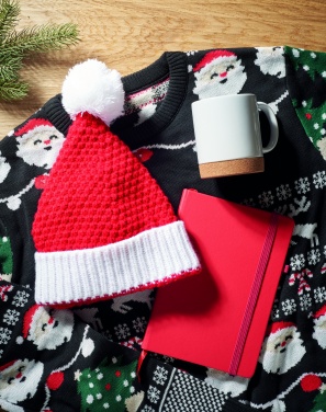 Logotrade reklaamkingituse foto: Jõulu sümboolikaga kootud müts