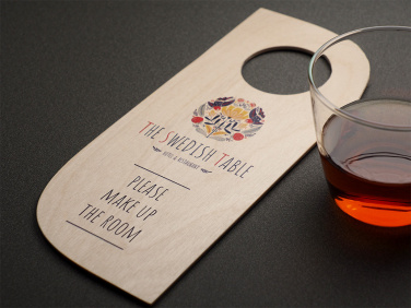 Logotrade meened pilt: Puidust infolipik 1160121