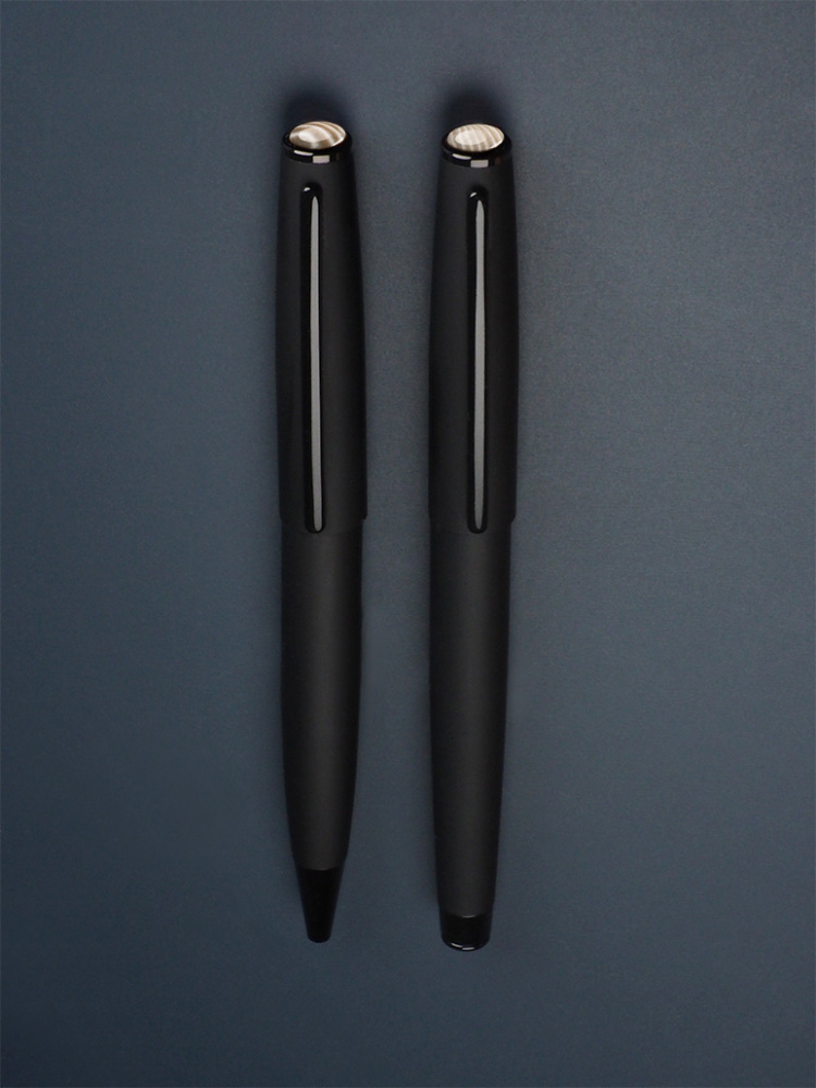 Logotrade ärikingitused pilt: Triibuline tulekivi pastapliiatsite komplekt 1284036