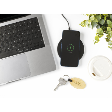 Logotrade firmakingituse foto: Tecco GRS taaskasutatud alumiiniumist 15 W juhtmeta laadija