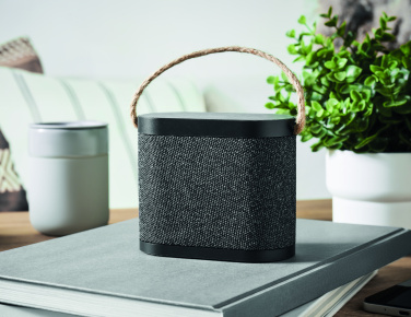 Logotrade meene foto: WUSIC 15 W juhtmevaba laadija kõlar