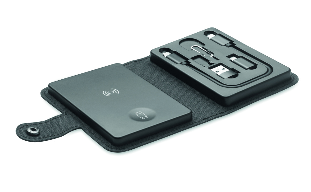 Logo trade ärikingid foto: CAWATT 4 in 1 kaabli pistikute komplekt 15W