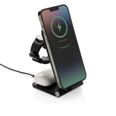 Logotrade reklaamkingitused pilt: Powerpal 3 in 1 RCS taaskasutatud plastist 15 W laadija