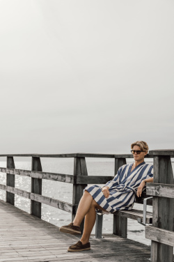 Logo trade firmakingituse pilt: VINGA Ornos GRS hommikumantel L/XL