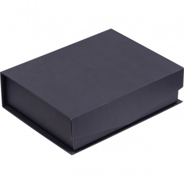 Logotrade ärikingid pilt: Klaasist trofee Burnley