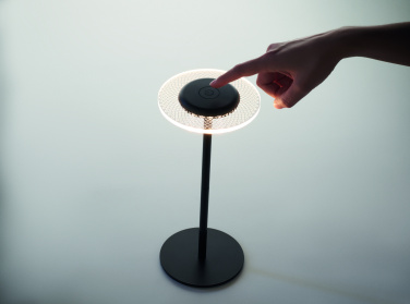 Logo trade reklaamkingituse pilt: LOUNGE laetav laualamp