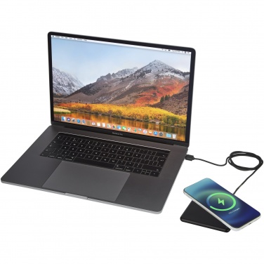 Logotrade mainostuote tuotekuva: Loop 10 W:n langaton latausalusta, kierrätettyä muovia