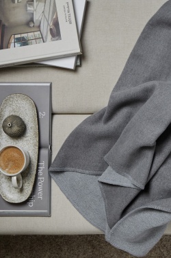 Logo trade mainoslahja kuva: VINGA Moulton GRS - RPET-torkkupeitto