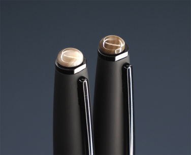 Logotrade liikelahjat mainoslahjat tuotekuva: Raidallinen Piikivi- Kynäsetti 1284036