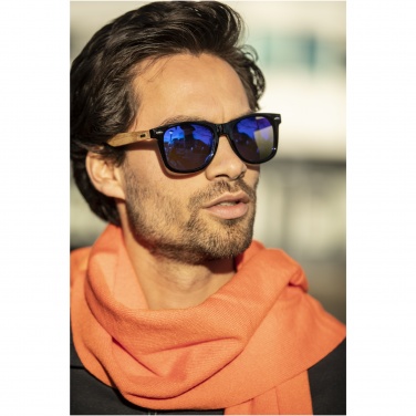 Logotrade logo dāvanas foto: Hiru rPET/koka spoguļa polarizētās saulesbrilles dāvanu kastītē