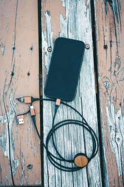 Logotrade biznesa dāvanas foto: Ohaio RCS sertificēts otrreizēji pārstrādātas plastmasas 6-in-1 kabelis