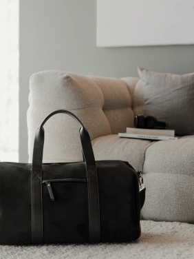 Logotrade logo dāvanas foto: VINGA Marlow RCS pārstrādāta poliestera nedēļas nogales soma