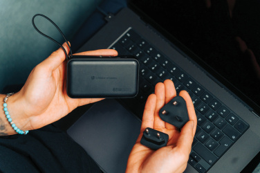 Logotrade logo dāvanas foto: Urban Vitamin Eureka hibrīds GANcharger 10000mah powerbank65W