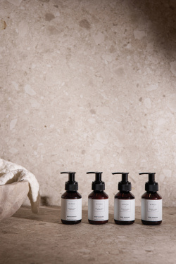 Logotrade kampanjprodukter bild: VINGA x TGL kropps- och handvård gåvoset